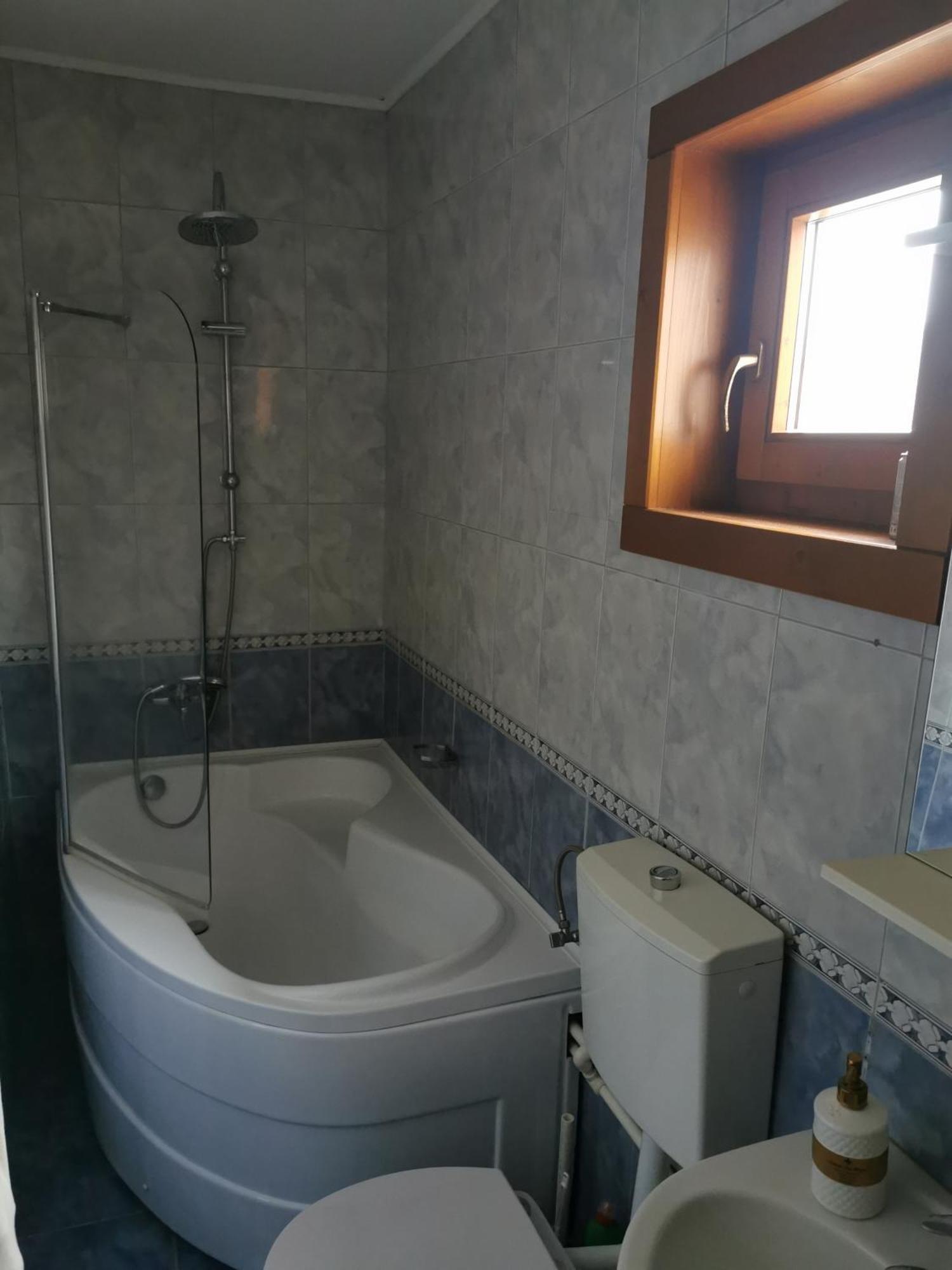 Hotel Emilia Vendeghaz Ciumani Exteriér fotografie